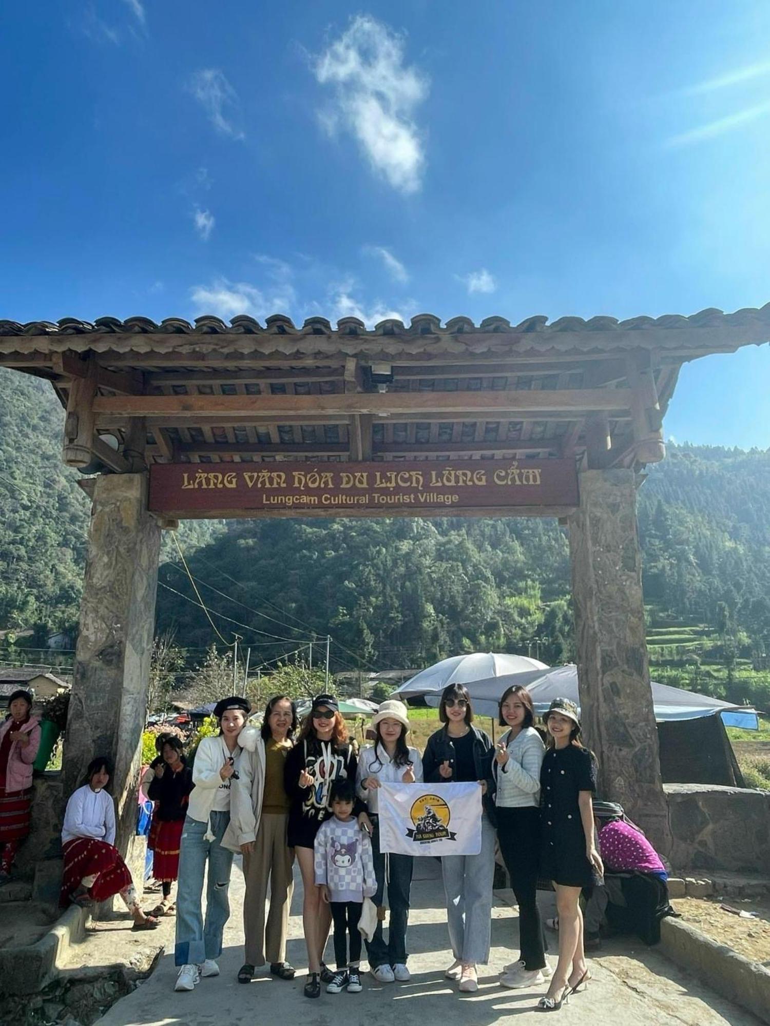 하 기앙 Tl Adventure Tour & Motorbike 아파트 호텔 외부 사진
